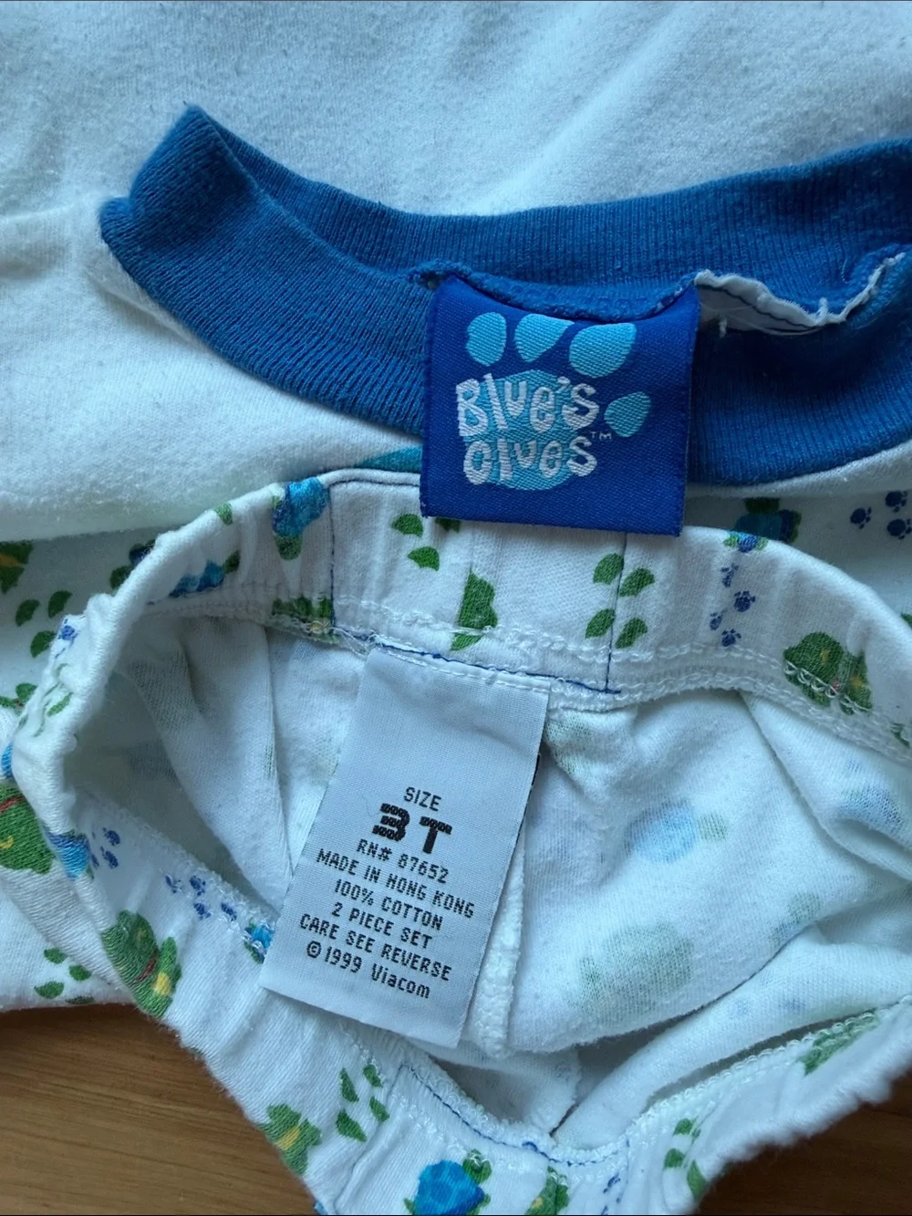 1999 Y2K blues clues kids pajamas 18 months !